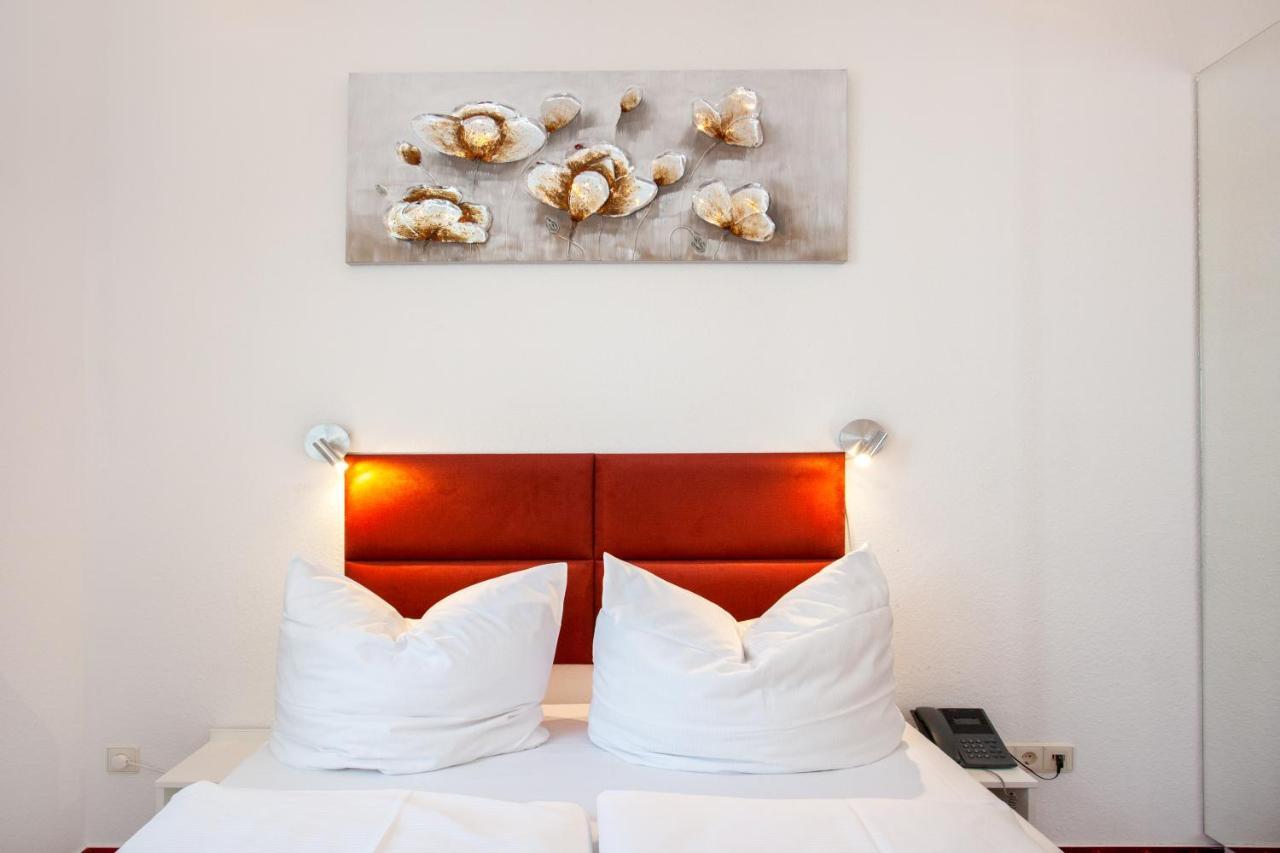 Standard Double Room,1323954466:JPEG